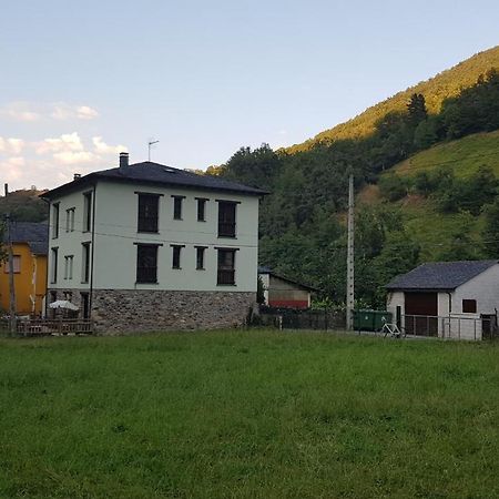 Casa Muniellos Cangas De Narcea Exteriér fotografie